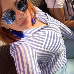 Meet your Posher, Daysi